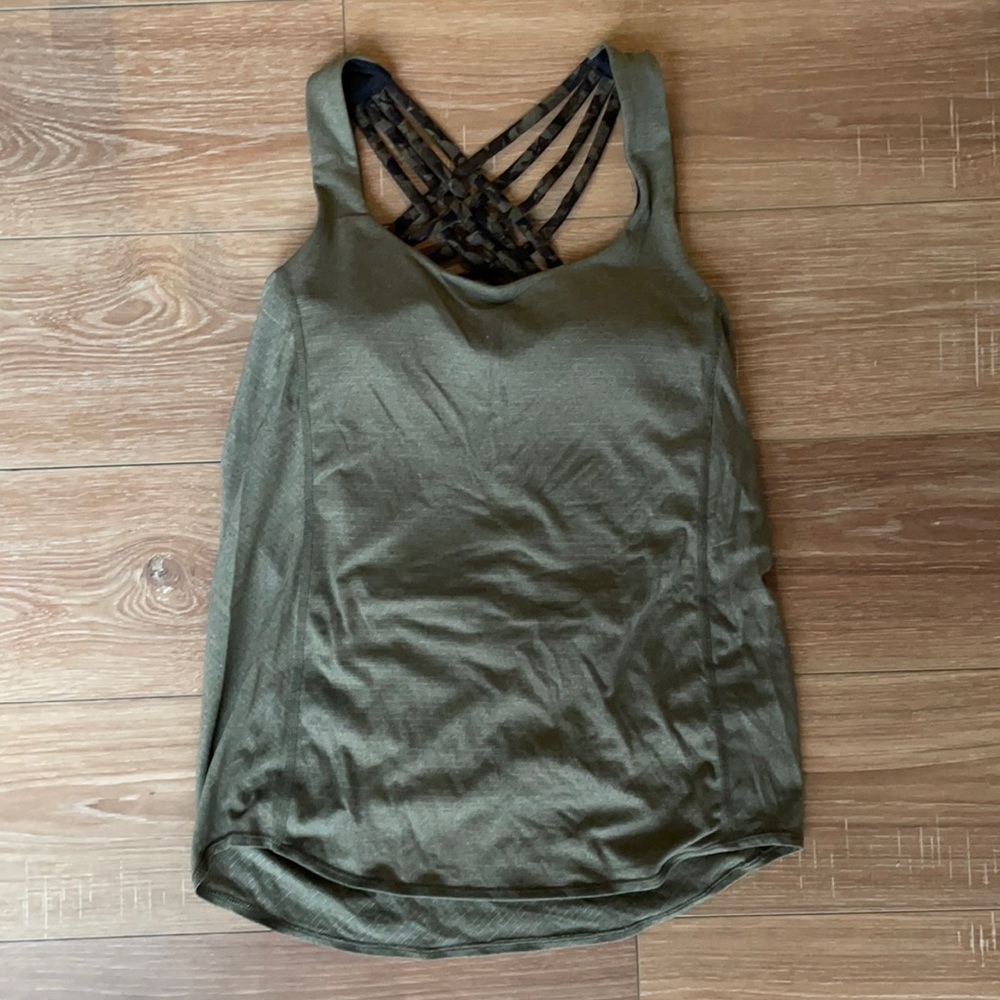 Lululemon tank top